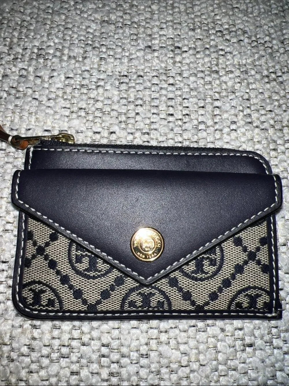 Tory Burch T Monogram Small Envelope Wallet – Navy Canvas, Gold Logo Snap